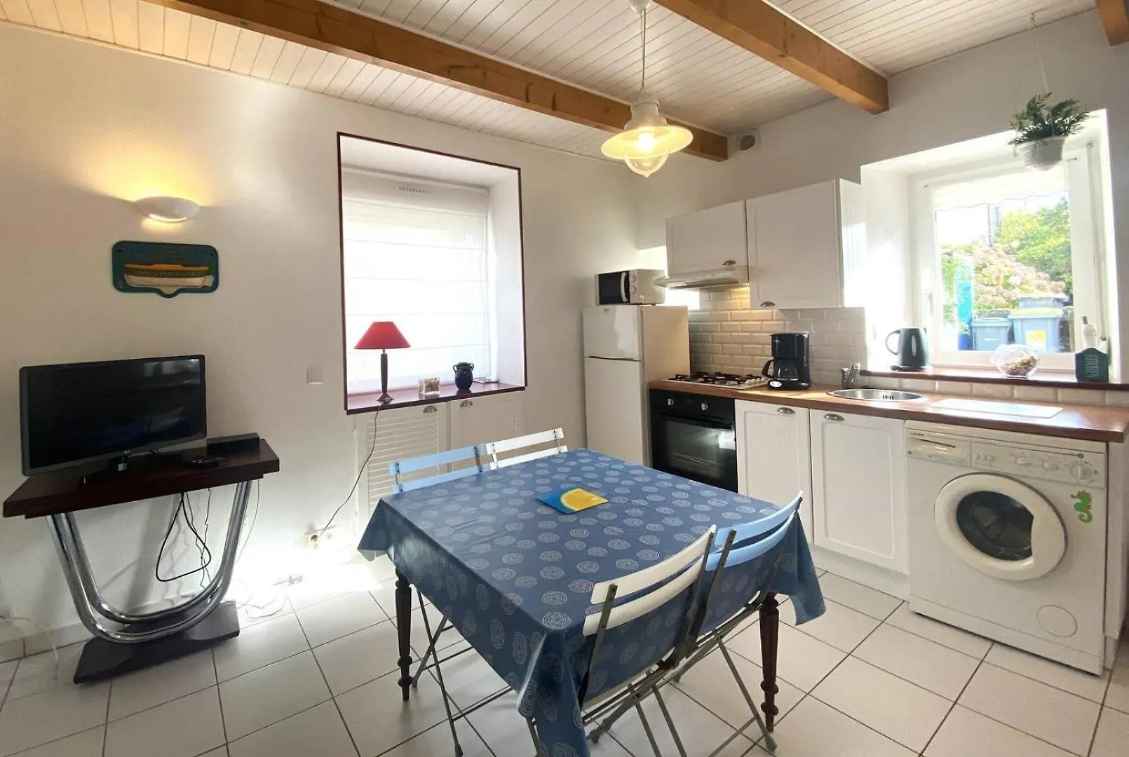 Maison Bretonne A 200M De La Superbe Plage Saint-Guirec A Ploumanac'H - Ref 328 Perros-Guirec 0*,  France